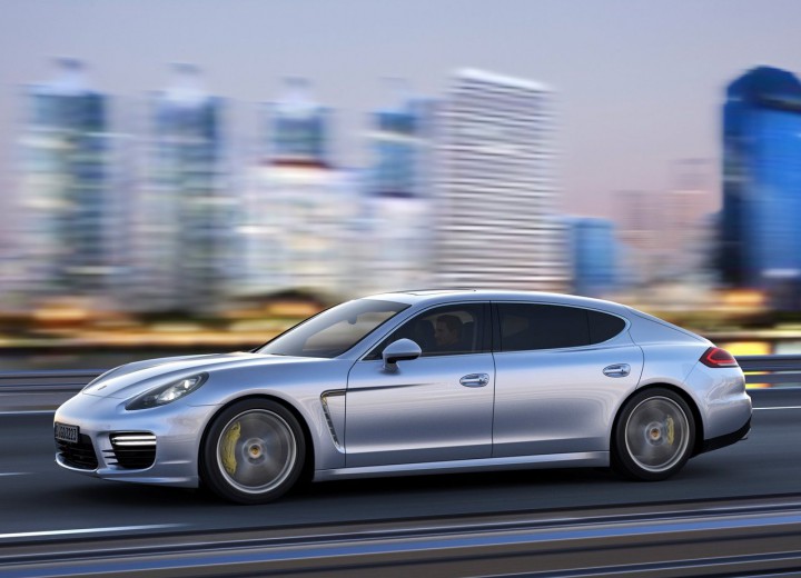 Caractéristiques techniques de Porsche Panamera I Restyling - picture 4