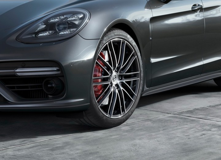 Technical specifications and characteristics for【Porsche Panamera II】 - picture 13