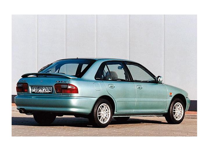 Technische Daten und Spezifikationen für Proton Persona 400 Hatchback - picture 3