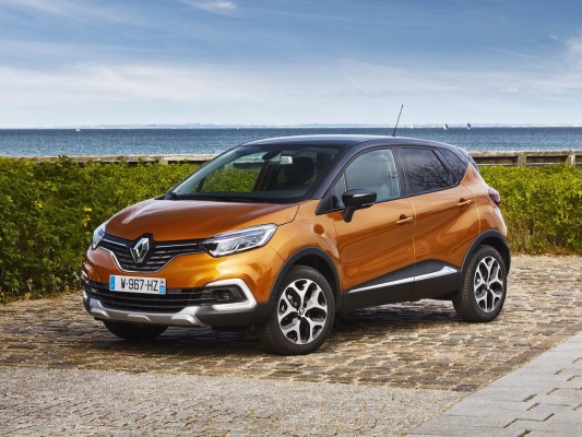Renault Captur Captur Restyling 1.5d MT (110hp)