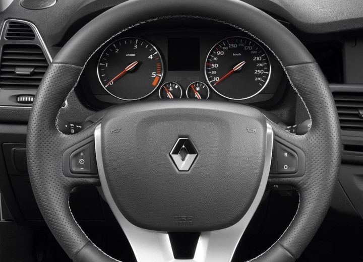 Technical specifications and characteristics for【Renault Laguna III Restyling】 - picture 6