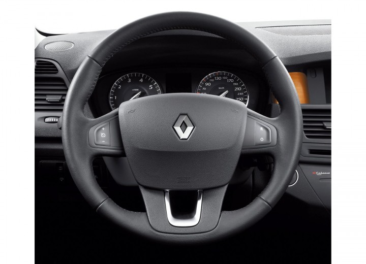 Technical specifications and characteristics for【Renault Laguna III】 - picture 11