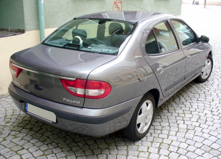 Технически характеристики за Renault Megane Classic I (LA) - picture 2
