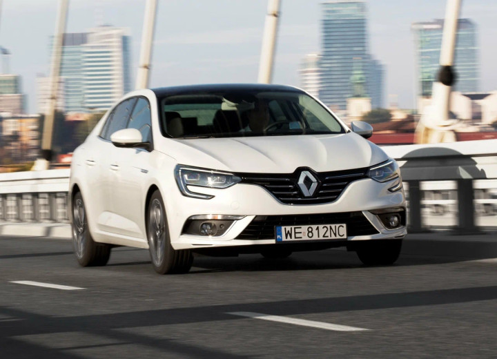 Technische Daten und Spezifikationen für Renault Megane IV Sedan - picture 1