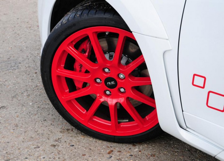Technical specifications and characteristics for【Renault Megane R.S. 275 Trophy】 - picture 4