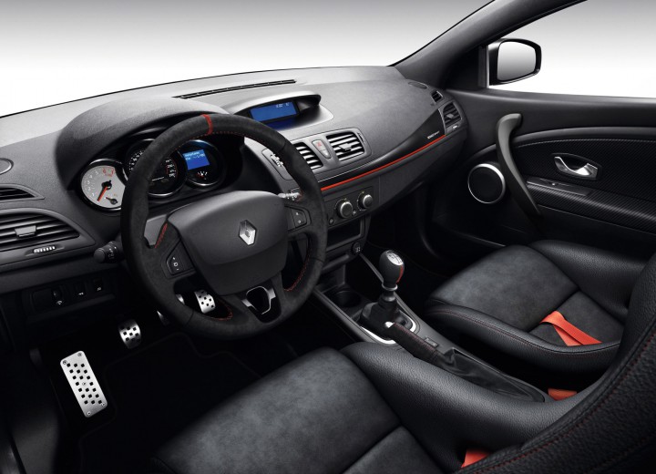 Technical specifications and characteristics for【Renault Megane R.S. 275 Trophy】 - picture 17