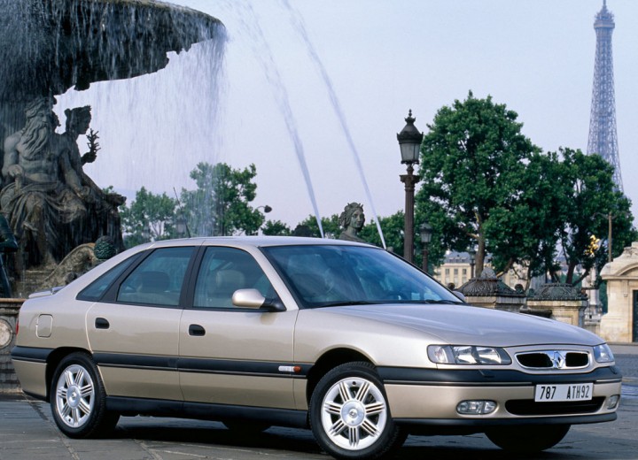 Технически характеристики за Renault Safrane II (B54) - picture 1