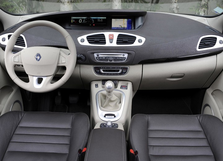 Technical specifications and characteristics for【Renault Grand Scenic】 - picture 3