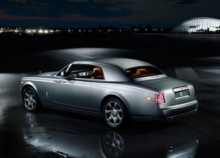 Technische Daten und Spezifikationen für Rolls-Royce Phantom Coupe - picture 15