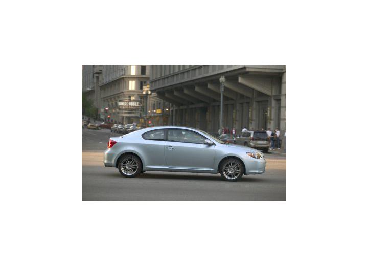 Технически характеристики за Scion tC - picture 4