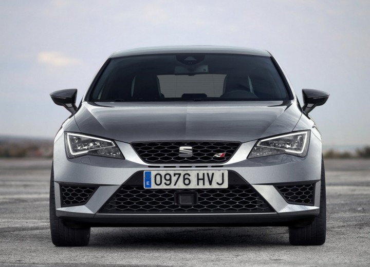 Technical specifications and characteristics for【Seat Leon Cupra III】 - picture 1