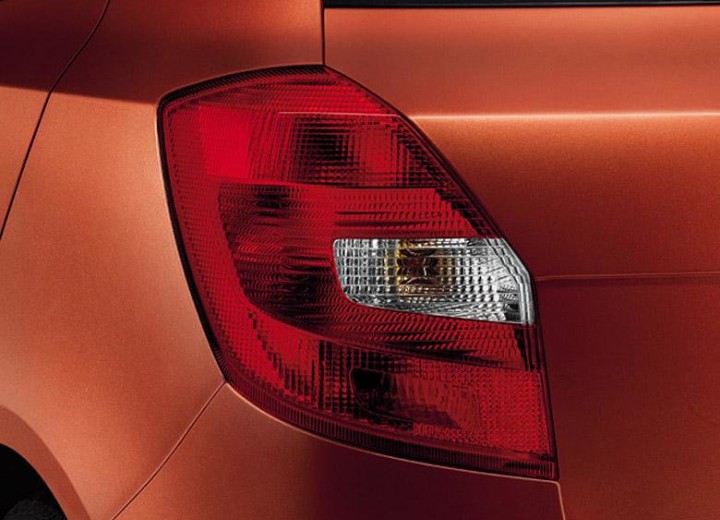 Caractéristiques techniques de Skoda Fabia II - picture 16