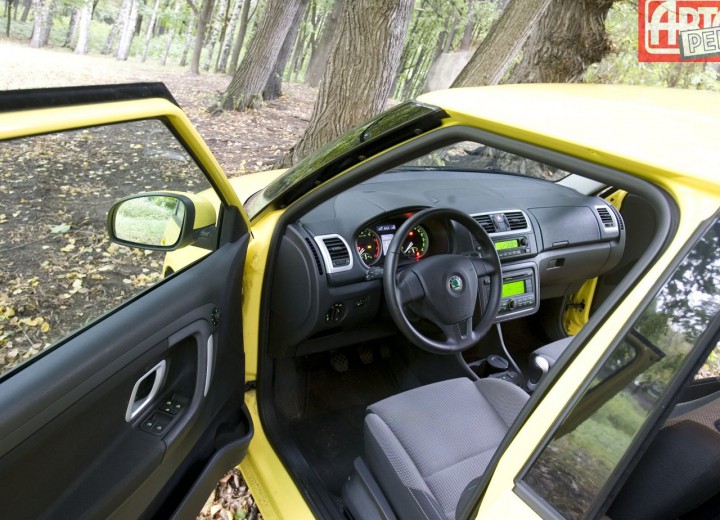 Caractéristiques techniques de Skoda Fabia II - picture 13
