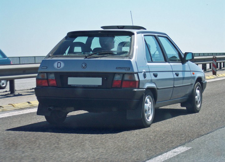 Technische Daten und Spezifikationen für Skoda Favorit (781) - picture 4