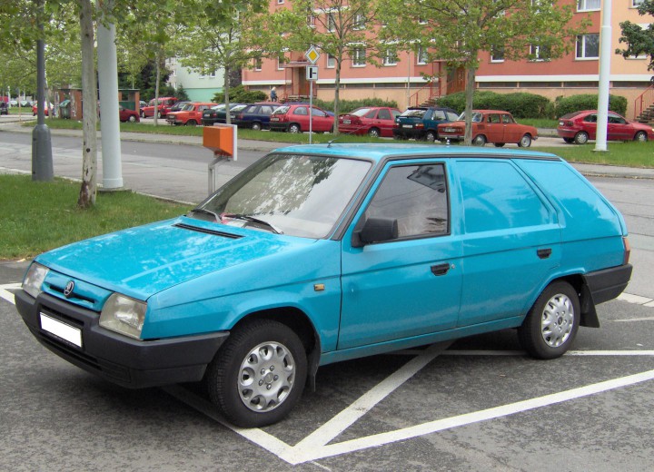 Технически характеристики за Skoda Favorit Forman (785) - picture 1