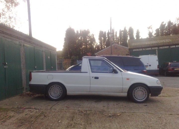 Технически характеристики за Skoda Favorit Forman (785) - picture 3