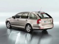 Caractéristiques techniques de Skoda Octavia II FL Combi (1Z5) - picture 3