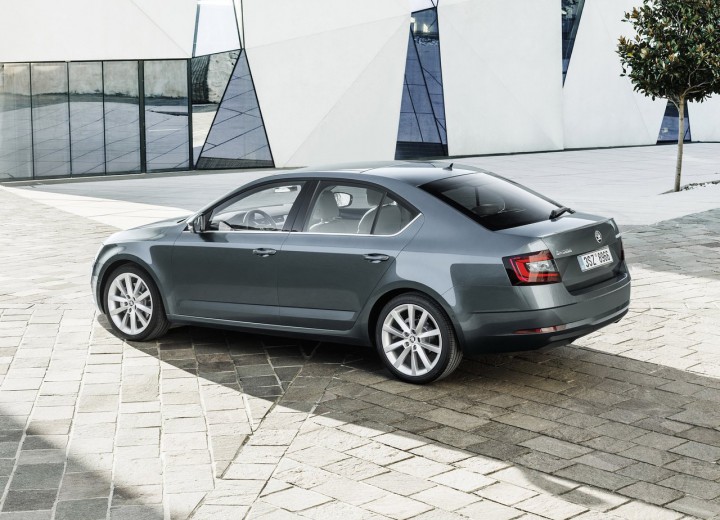 Technische Daten und Spezifikationen für Skoda Octavia III Restyling Liftback - picture 4