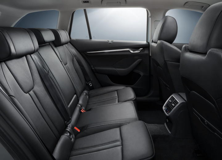 Technical specifications and characteristics for【Skoda Octavia IV Combi】 - picture 11