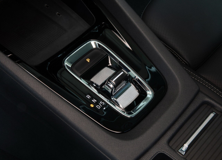 Technical specifications and characteristics for【Skoda Octavia IV Liftback】 - picture 10