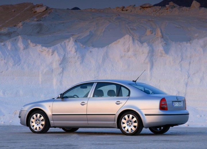 Technical specifications and characteristics for【Skoda Superb I】 - picture 2