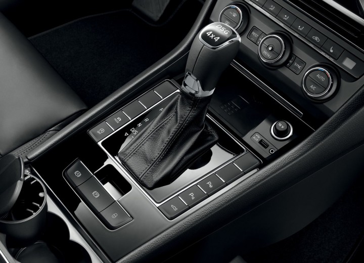 Technical specifications and characteristics for【Skoda Superb III Combi】 - picture 16