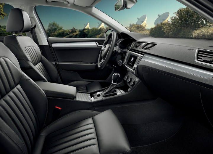 Technical specifications and characteristics for【Skoda Superb III Combi】 - picture 11