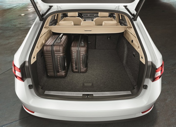 Technical specifications and characteristics for【Skoda Superb III Combi】 - picture 9