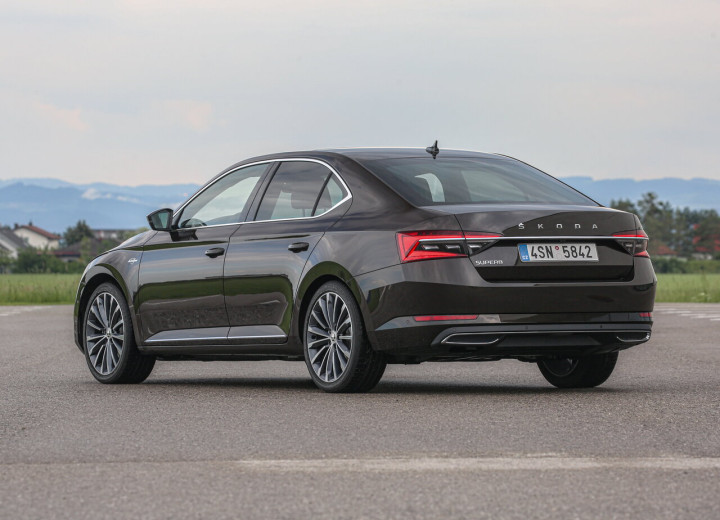 Технически характеристики за Skoda Superb III Restyling - picture 4