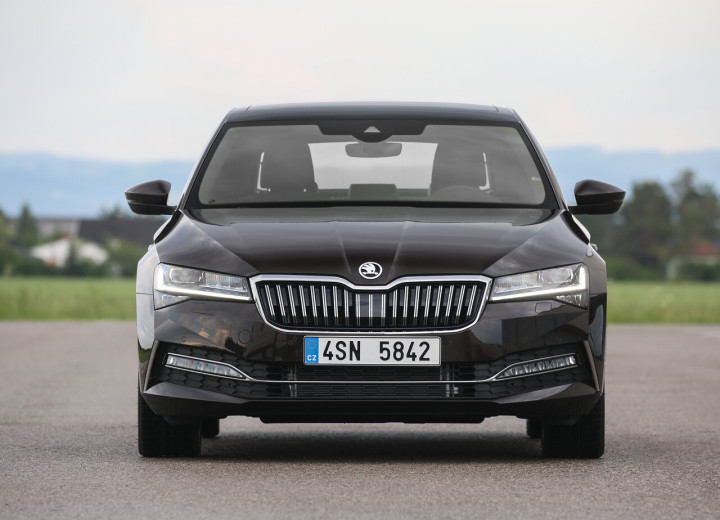 Технически характеристики за Skoda Superb III Restyling - picture 2