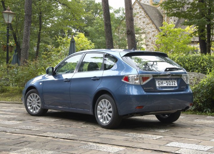 Caractéristiques techniques de Subaru Impreza III Hatchback - picture 4