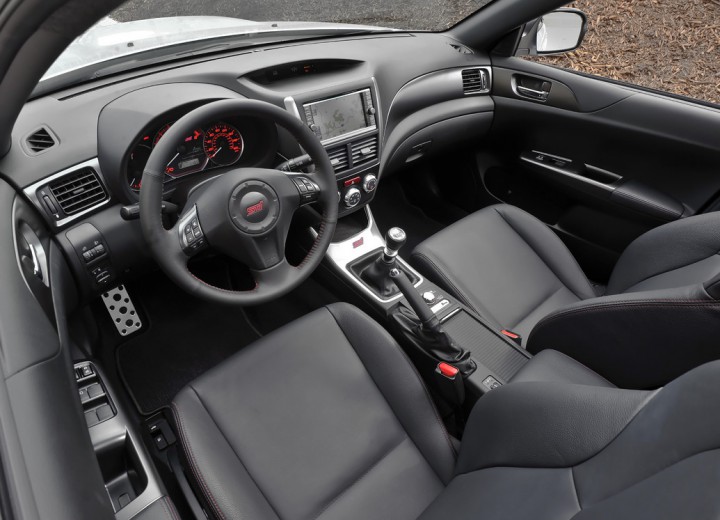 Technical specifications and characteristics for【Subaru Impreza III Sedan】 - picture 5