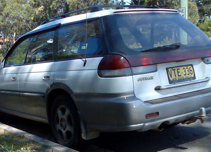 Technical specifications and characteristics for【Subaru Legacy III Station Wagon (SW) (BE,BH)】 - picture 3