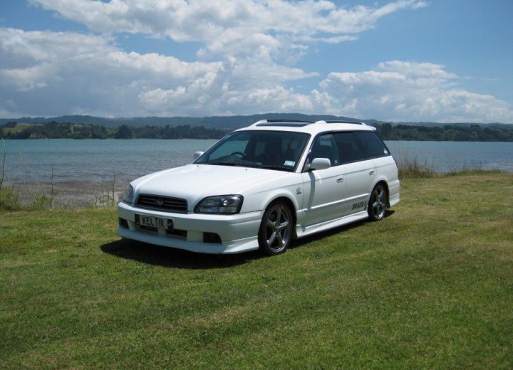 Technical specifications and characteristics for【Subaru Legacy III Station Wagon (SW) (BE,BH)】 - picture 6