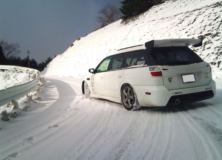 Технически характеристики за Subaru Legacy IV Station Wagon (SW) - picture 6