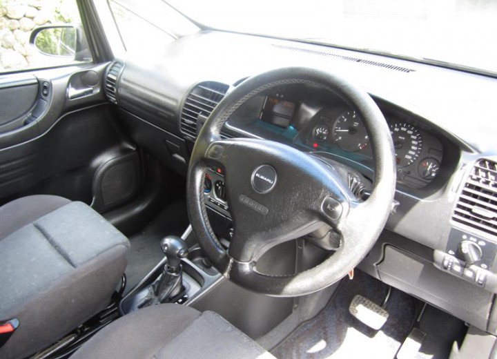 Technical specifications and characteristics for【Subaru Traviq】 - picture 6