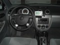 Especificaciones técnicas de Suzuki Forenza Wagon - picture 4