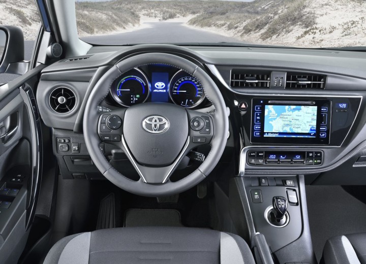 Технические характеристики о Toyota Auris II Restyling - picture 12