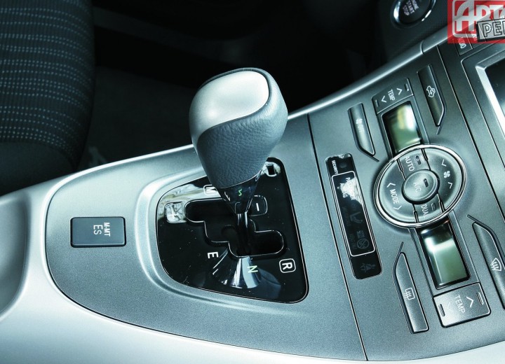 Technical specifications and characteristics for【Toyota Auris】 - picture 14