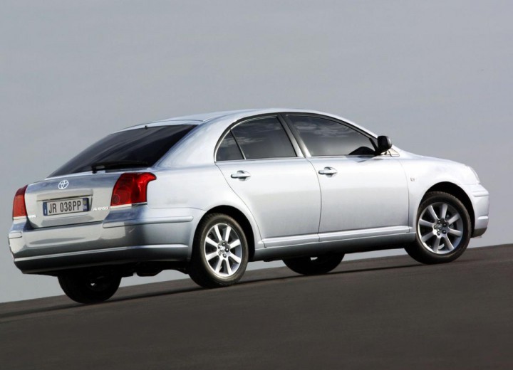 Technical specifications and characteristics for【Toyota Avensis Hatch II】 - picture 2