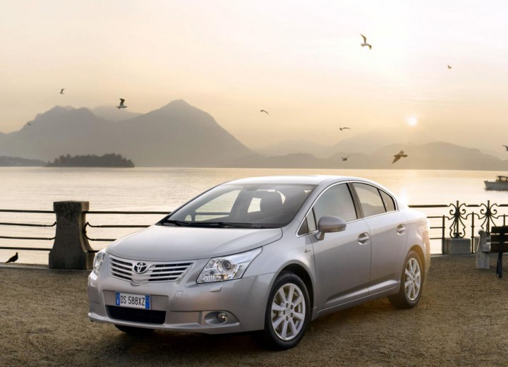 Технически характеристики за Toyota Avensis III - picture 1