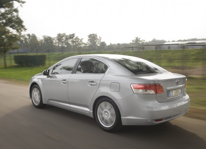 Технически характеристики за Toyota Avensis III - picture 20