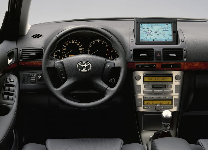 Toyota Avensis Wagon II teknik özellikleri - picture 4