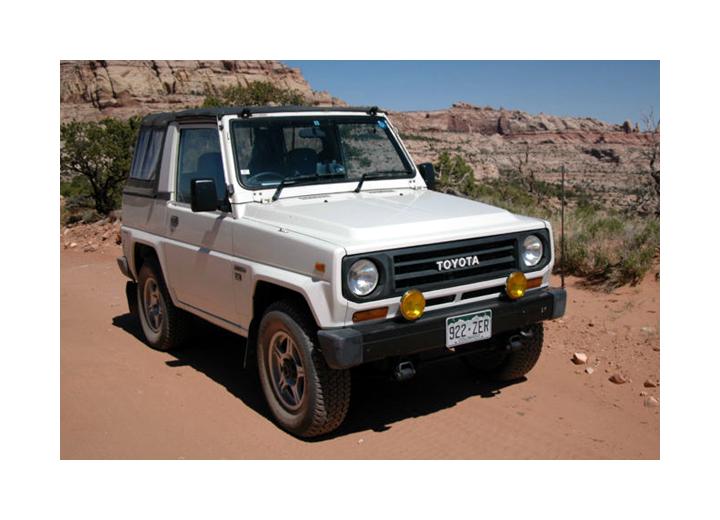 Technische Daten und Spezifikationen für Toyota Blizzard Soft Top - picture 2