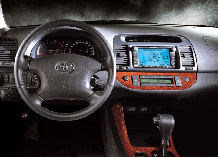 Especificaciones técnicas de Toyota Camry V - picture 5