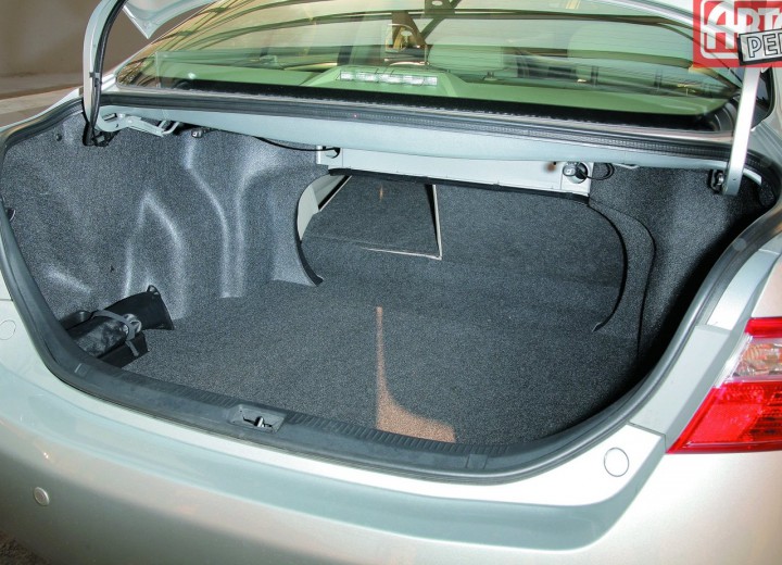 Especificaciones técnicas de Toyota Camry VI - picture 16