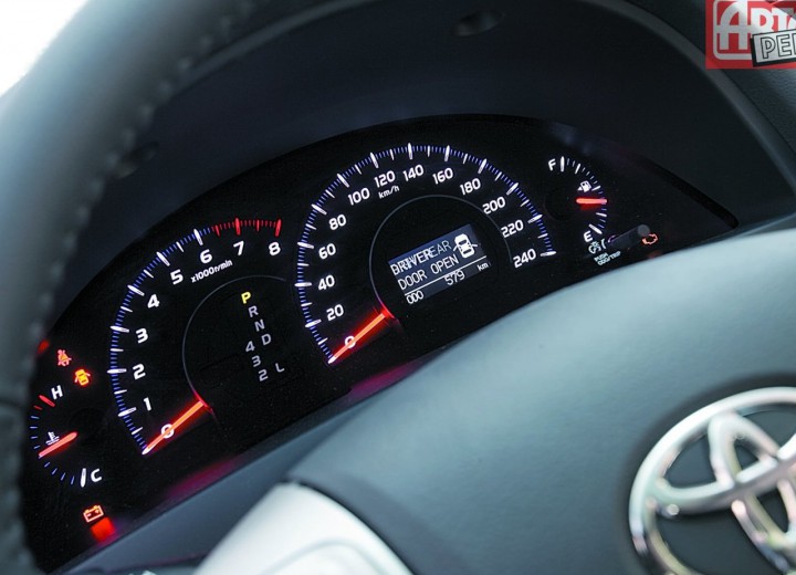 Especificaciones técnicas de Toyota Camry VI - picture 9