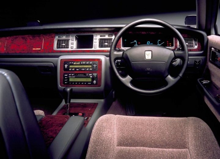 Technische Daten und Spezifikationen für Toyota Century III (GZG50) - picture 3