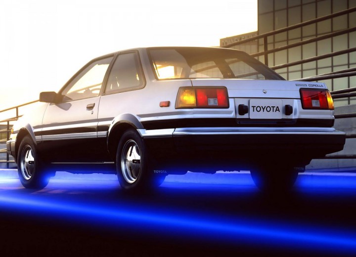 Especificaciones técnicas de Toyota Corolla Coupe (E8C) - picture 2