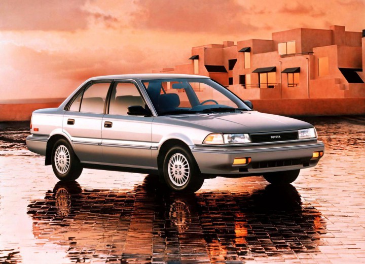 Technical specifications and characteristics for【Toyota Corolla (E9)】 - picture 1